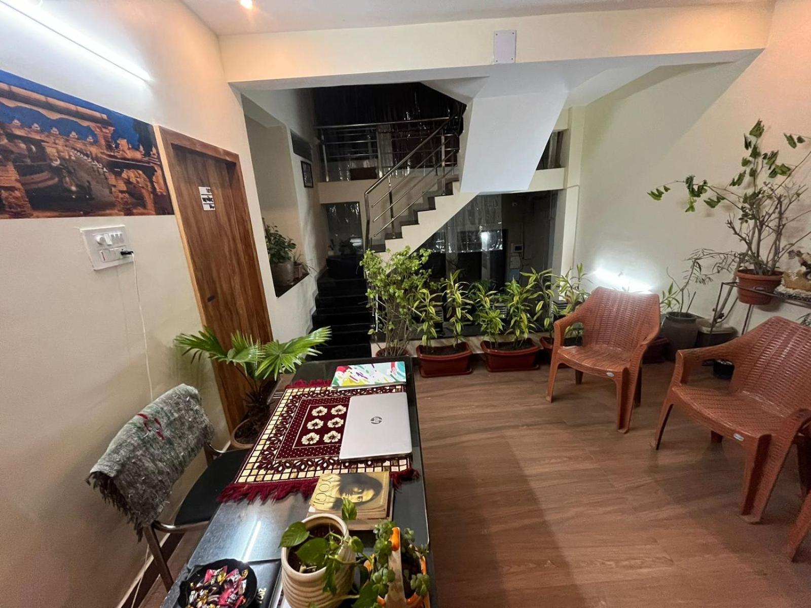 Hotel Shivashray Luxury Stays & Inn Ujjain Exterior photo