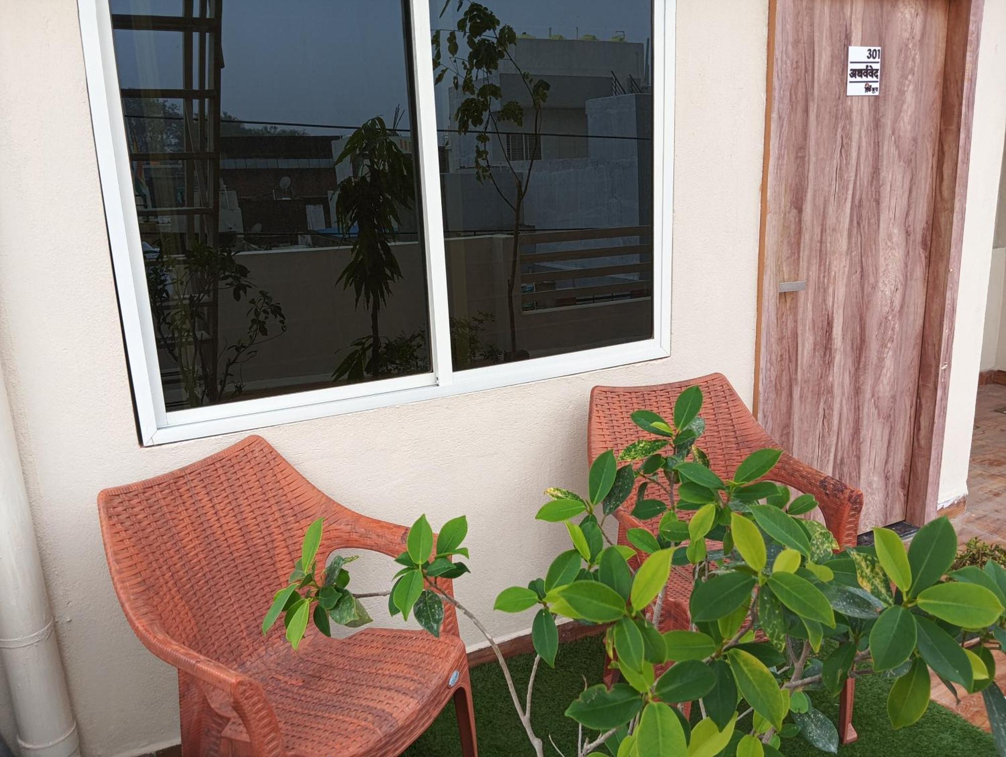 Hotel Shivashray Luxury Stays & Inn Ujjain Room photo
